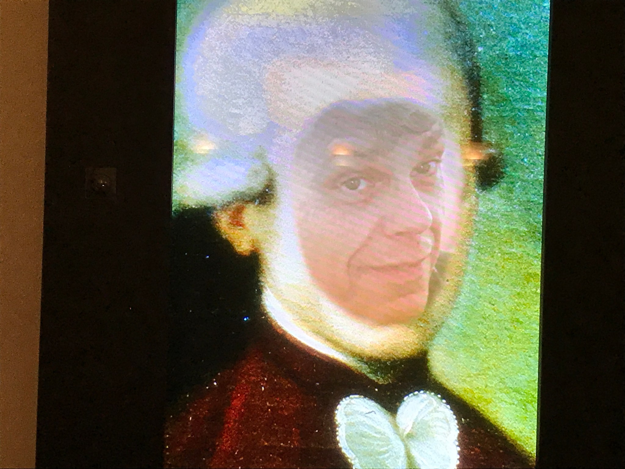 5CF7103E-007D-43E3-A90A-39B3D04356CB