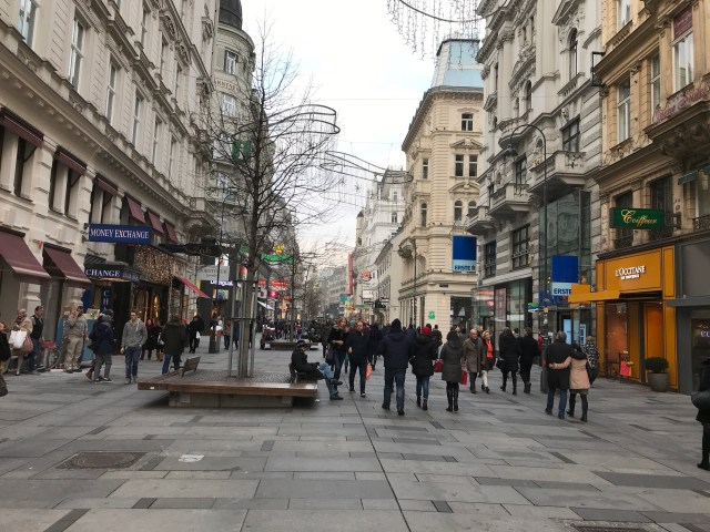 B92DFE10-58F7-4338-97DA-D5A42C24195C