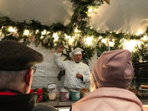 D2C919B4-4752-4479-B871-415453D06D8E