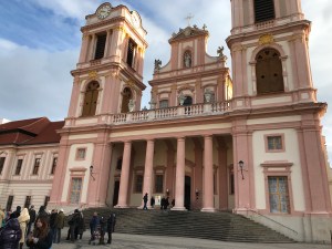 E900FC00-CB39-4643-8512-0B33EF188550