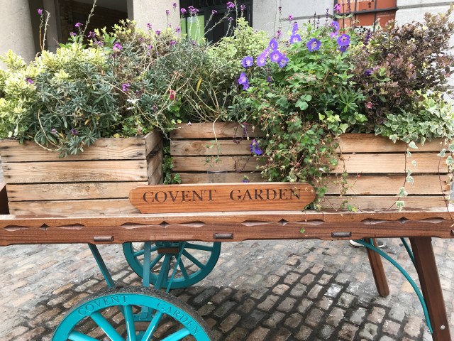 C563B074-2B4B-47F5-888A-906AA0D8C6DB